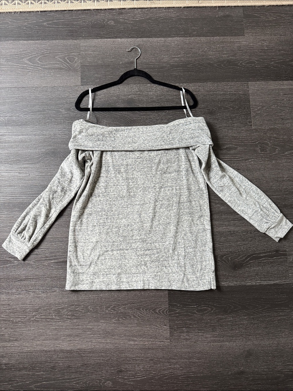 Loft Off-Shoulder Long Sleeve Velvet Knit Top - Light Heather Gray